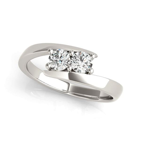 14k White Gold Round Two Stone Common Prong Diamond Ring (1/2 cttw).