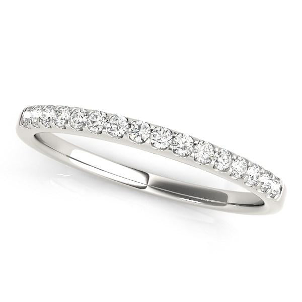 14k White Gold Diamond Scalloped Set Wedding Band (1/6 cttw).